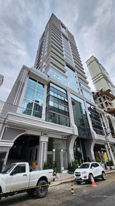 Residencial Brooklin Tower, Meia Praia, Itapema SC.